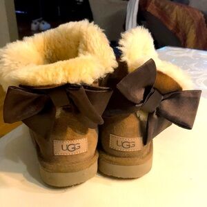 UGG Size 6
